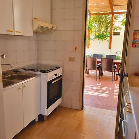 Residenza Smeraldo In Baia Будинок відпочинку