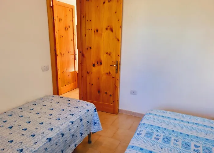 Residenza Smeraldo In Baia Ferienhaus