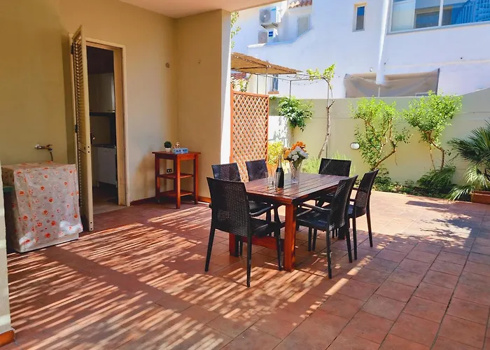 Residenza Smeraldo In Baia